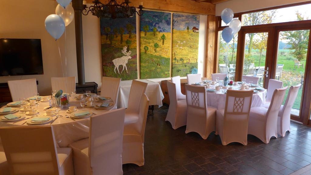 B&B De Luijenbergh Oud-Gastel Bagian luar foto