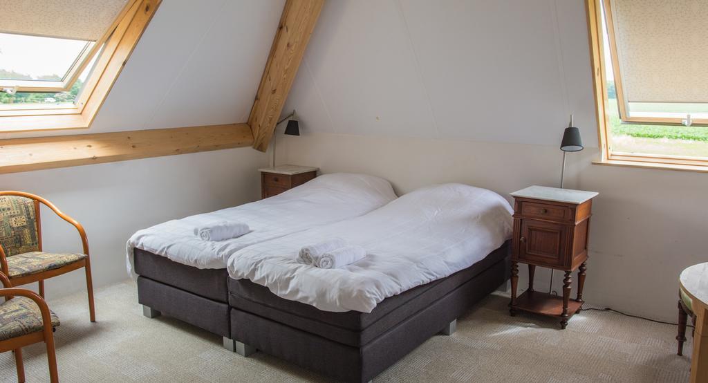 B&B De Luijenbergh Oud-Gastel Bagian luar foto